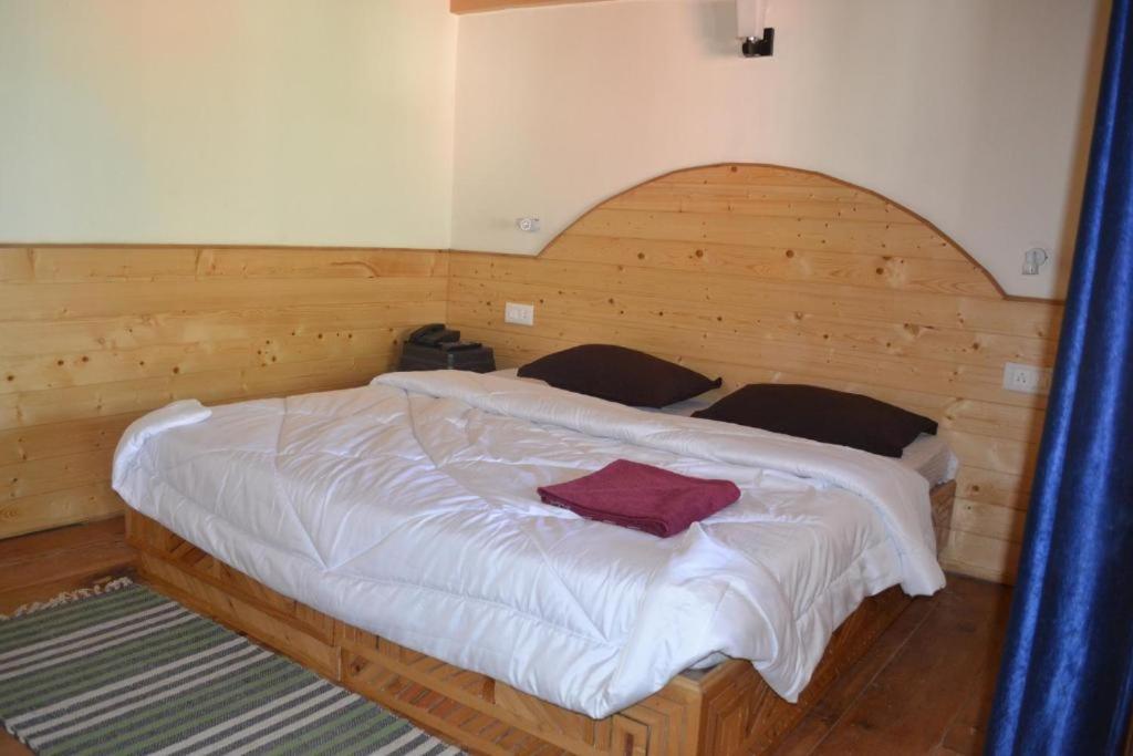 Forest Wood Cottage Манали Экстерьер фото